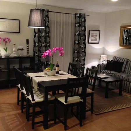 Royal Park Village Villa *